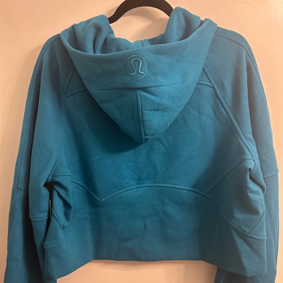 XX SOLD XX Lululemon Scuba Cropped Half Zip Size M/L - Picture 2 of 2